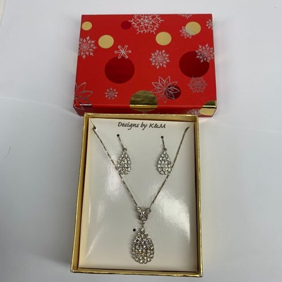 Designs By K&M Simulated Diamond Pendant Necklace & Earring Set 17"L NIOB - Picture 10 of 10